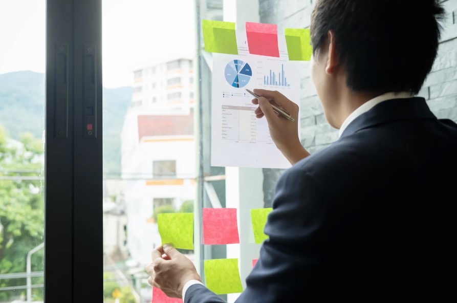 你的收入與負債狀況比較接近哪一種？